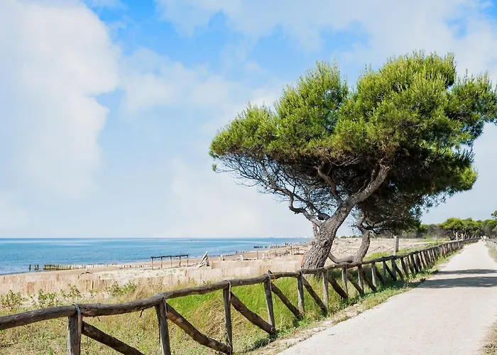 With Pool Access And Terrace Apartman Bibione